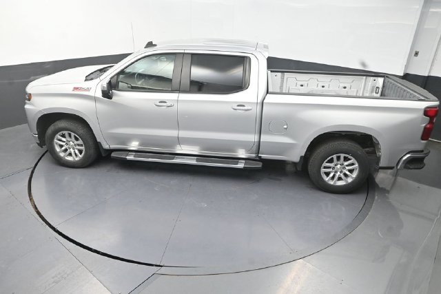 Used 2020 Silver Chevrolet LT image 26