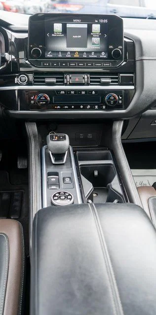 Used 2023 Red Nissan Platinum image 20