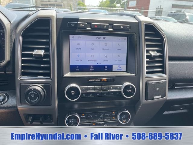 Used 2020 Oxford White Ford XLT image 24