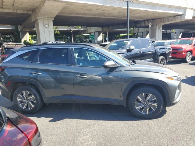 Used 2024 Gray Hyundai Blue image 7
