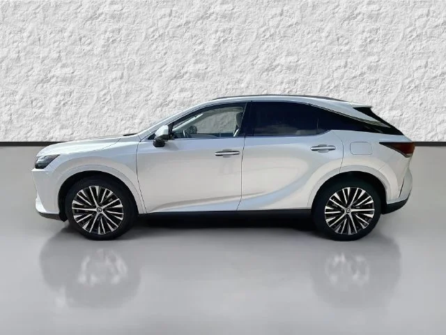 Certified Used 2026 White Pearl Lexus RX 350 Premium+ image 6