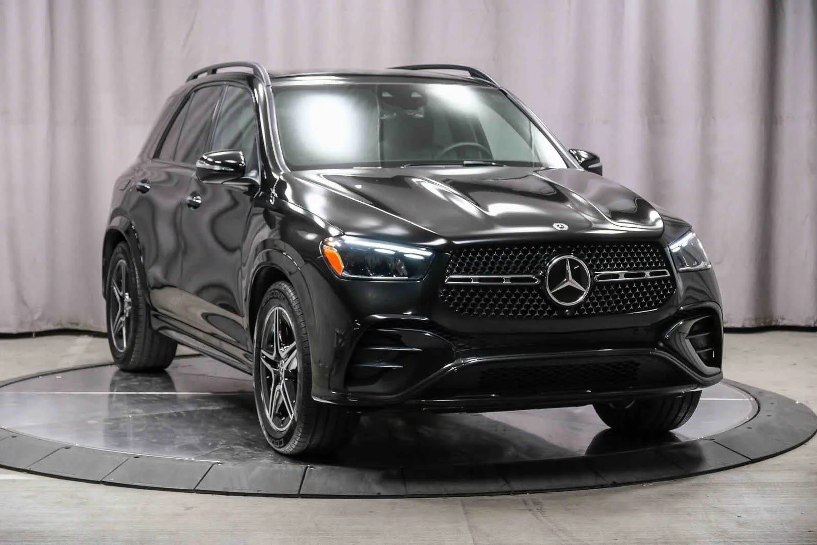 Imagen 5: Mercedes-Benz GLE 580 de 2025 de segunda mano certificado, color negro obsidiana metalizado