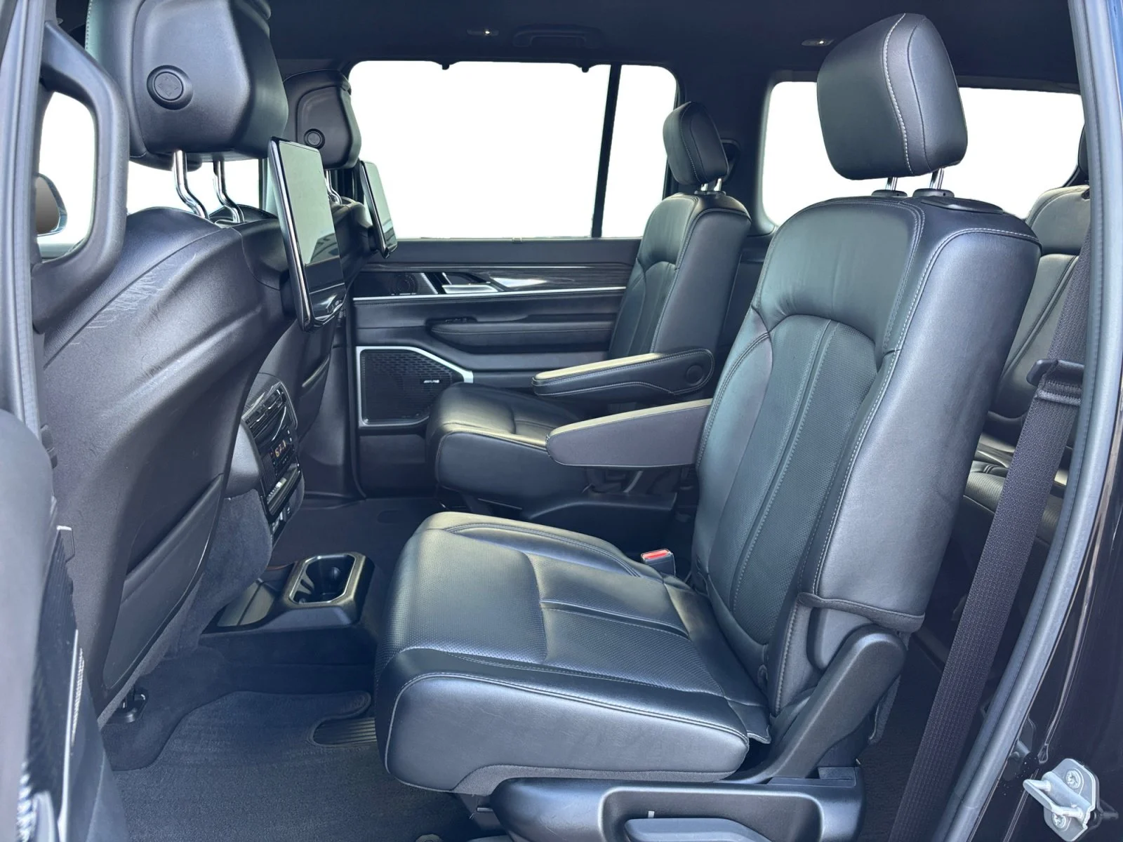 Certified Used 2022 Black Jeep Series III image 16