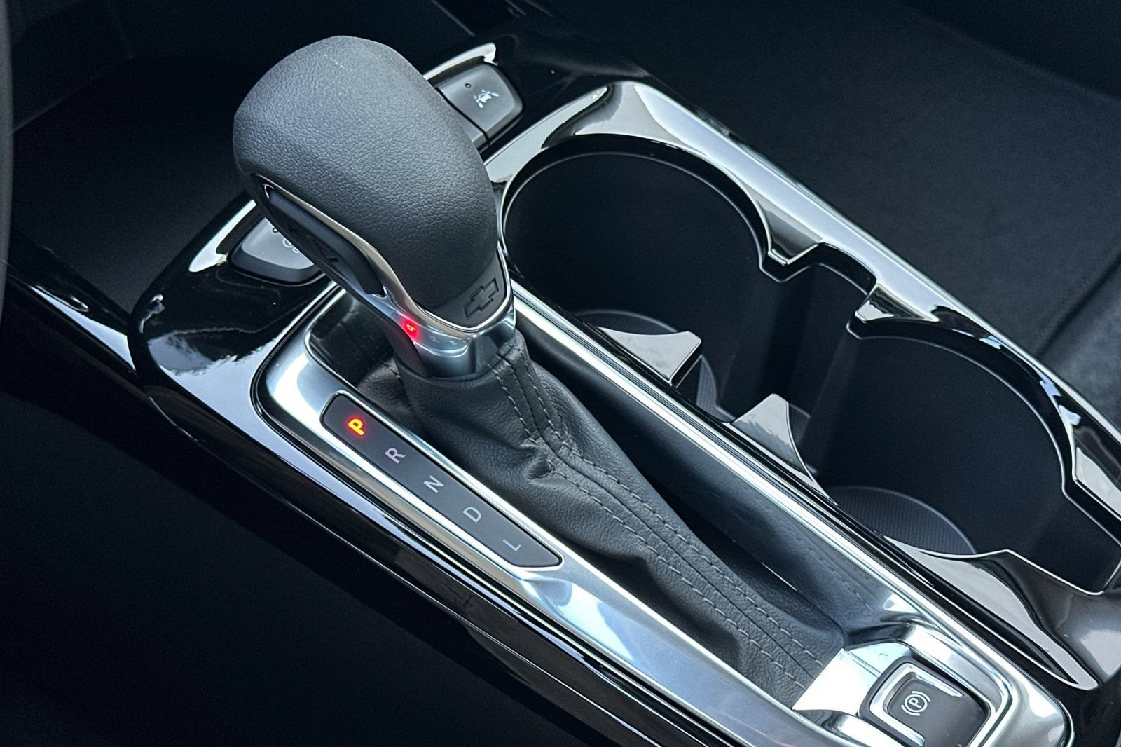New 2026 Sterling Gray Metallic Chevrolet LT image 21