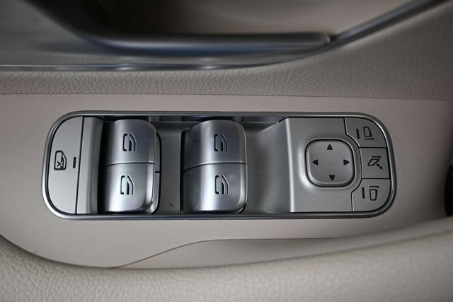 Used 2024 White Mercedes-Benz GLS 450 image 12