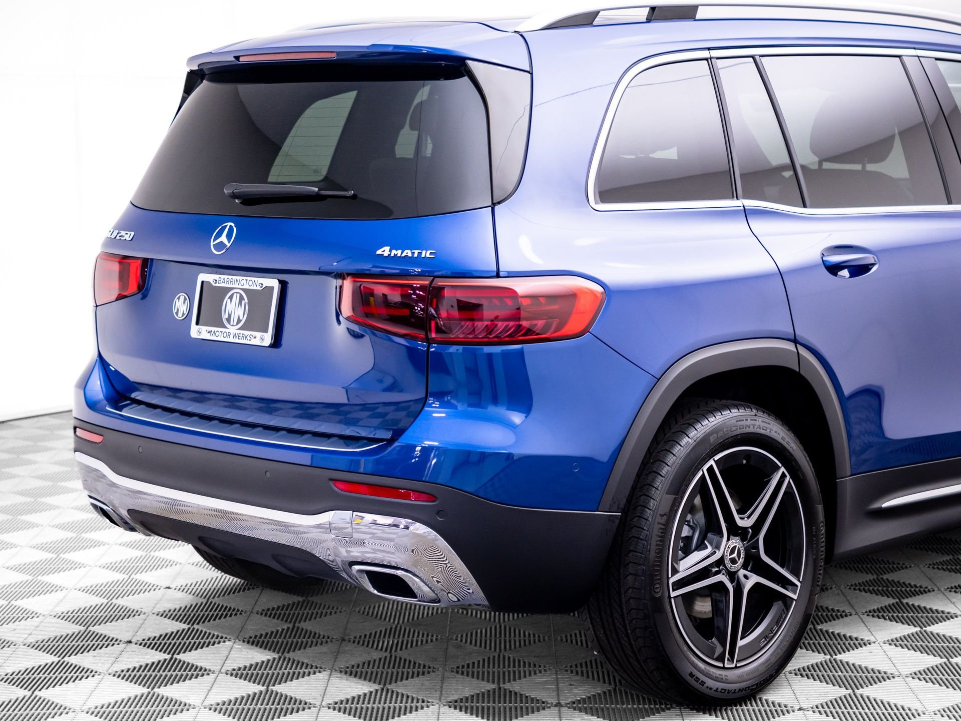 New 2026 Blue Mercedes-Benz GLB 250 image 40