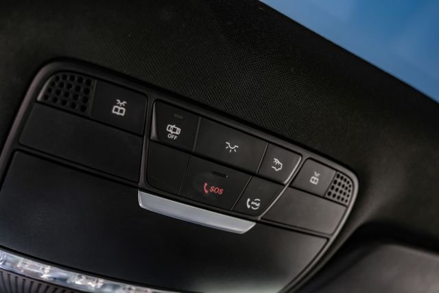 Used 2022 Black Mercedes-Benz C 300 image 37