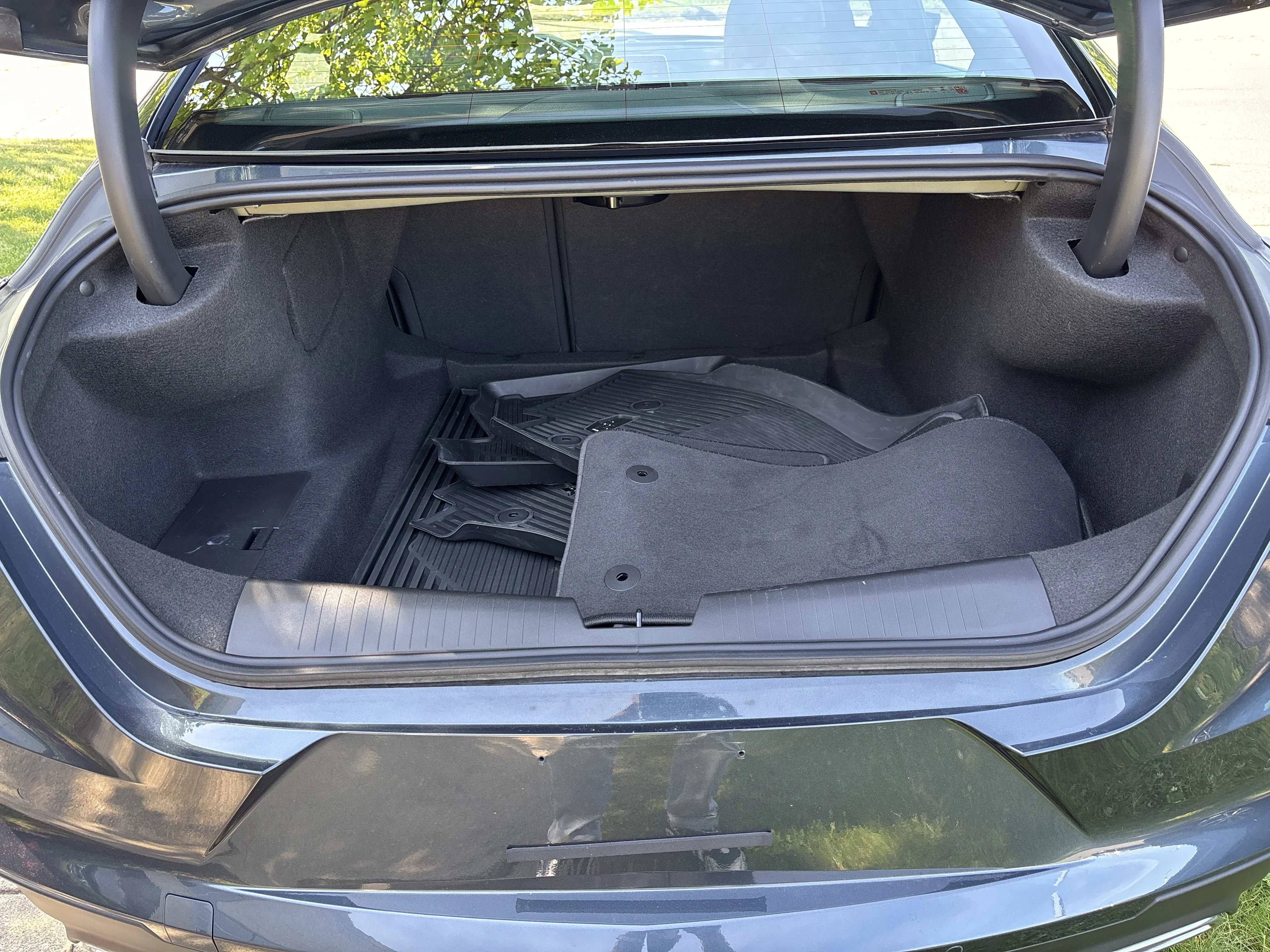 Used 2025 Deep Space Metallic Cadillac Premium Luxury image 34