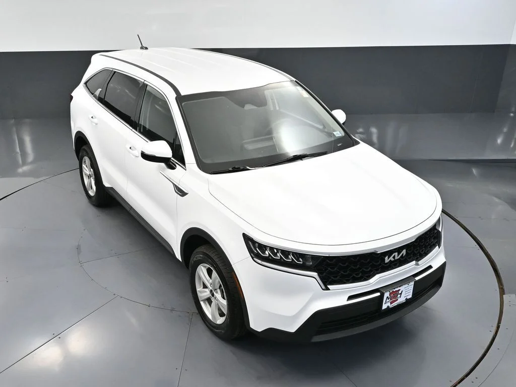 2023 Kia Sorento LX - Photo 57