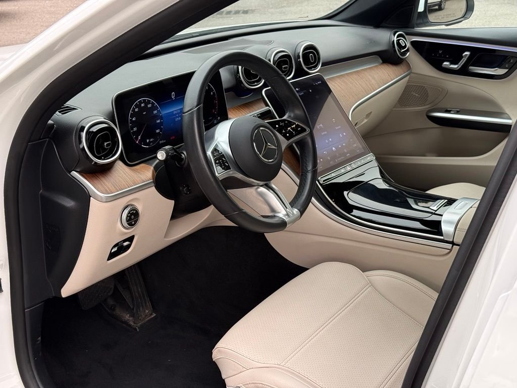 Used 2024  Mercedes-Benz C 300 image 23