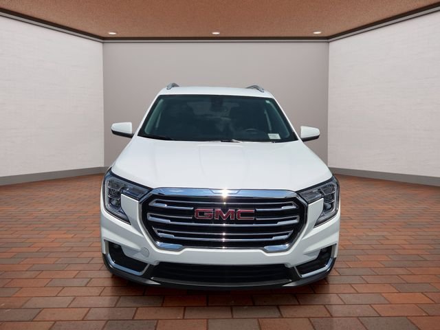 Used 2024 Summit White GMC SLT image 29