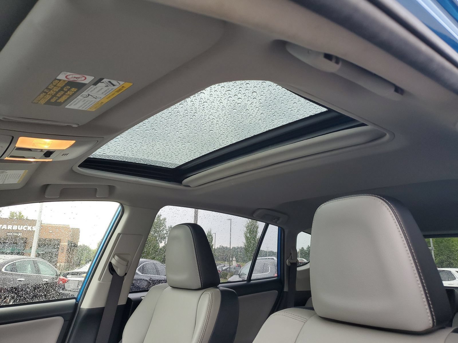 2018 Toyota RAV4 Limited - Photo 14