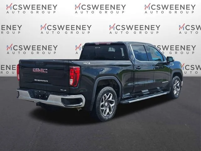 Used 2022 Onyx Black GMC SLE image 5