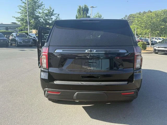 Used 2021 Black Chevrolet Z71 image 7