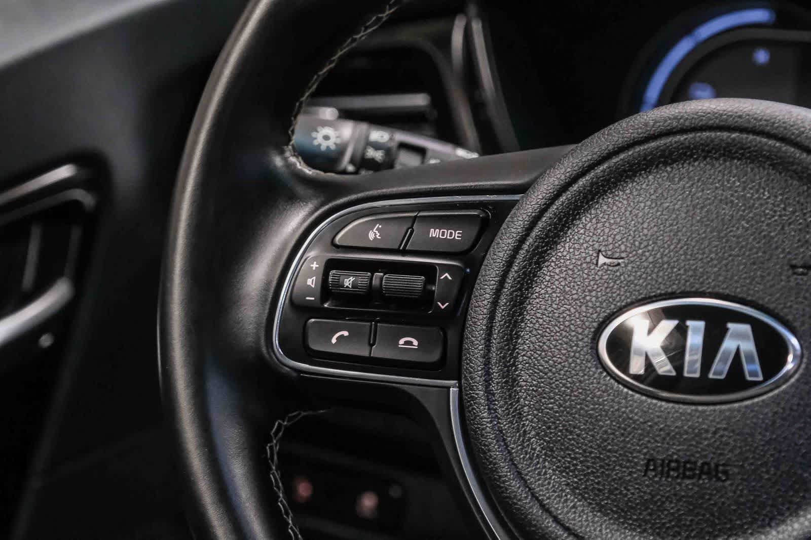 Used 2020 Gravity Blue Kia EX image 21