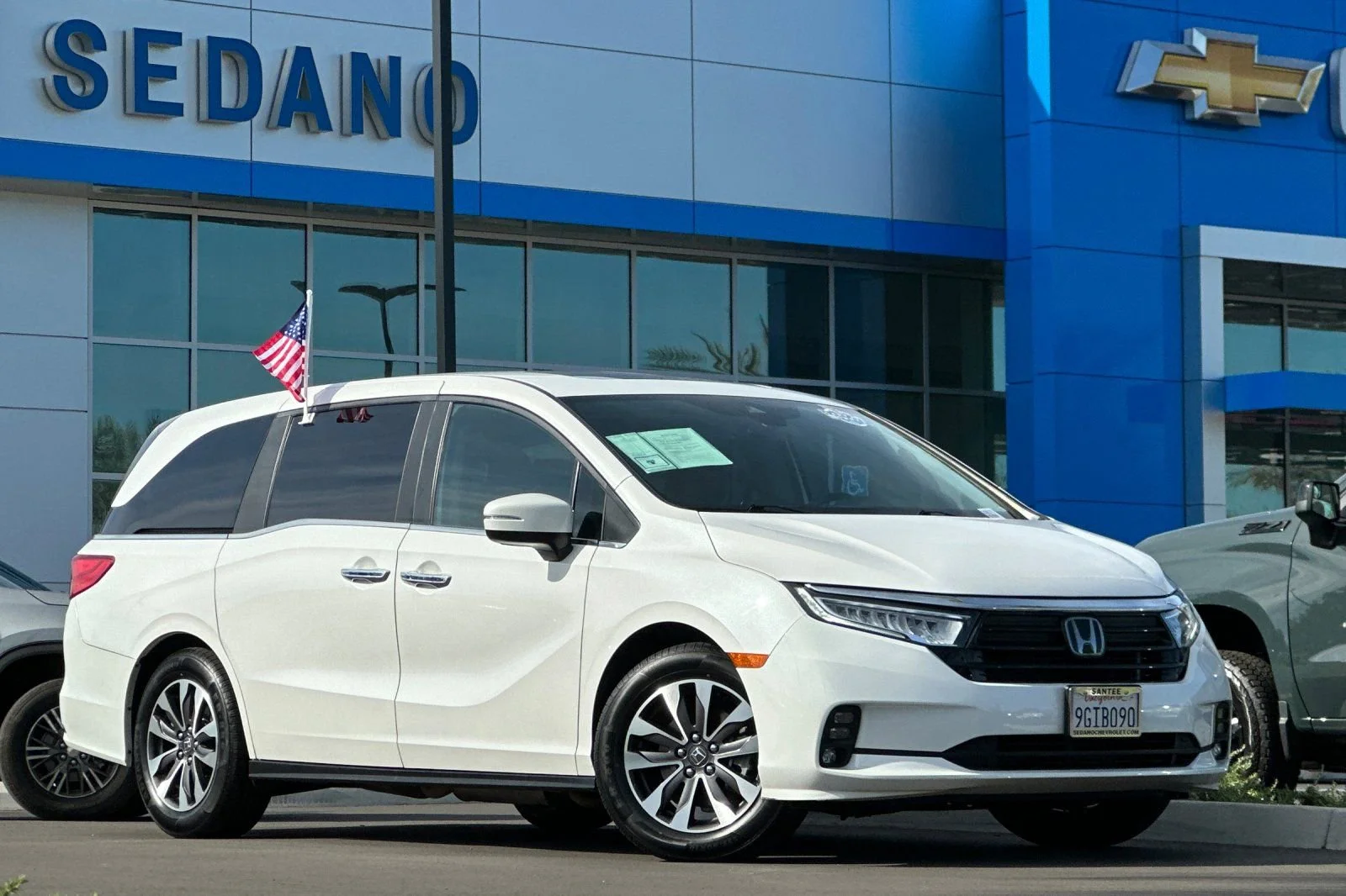 Vehicle Image 2