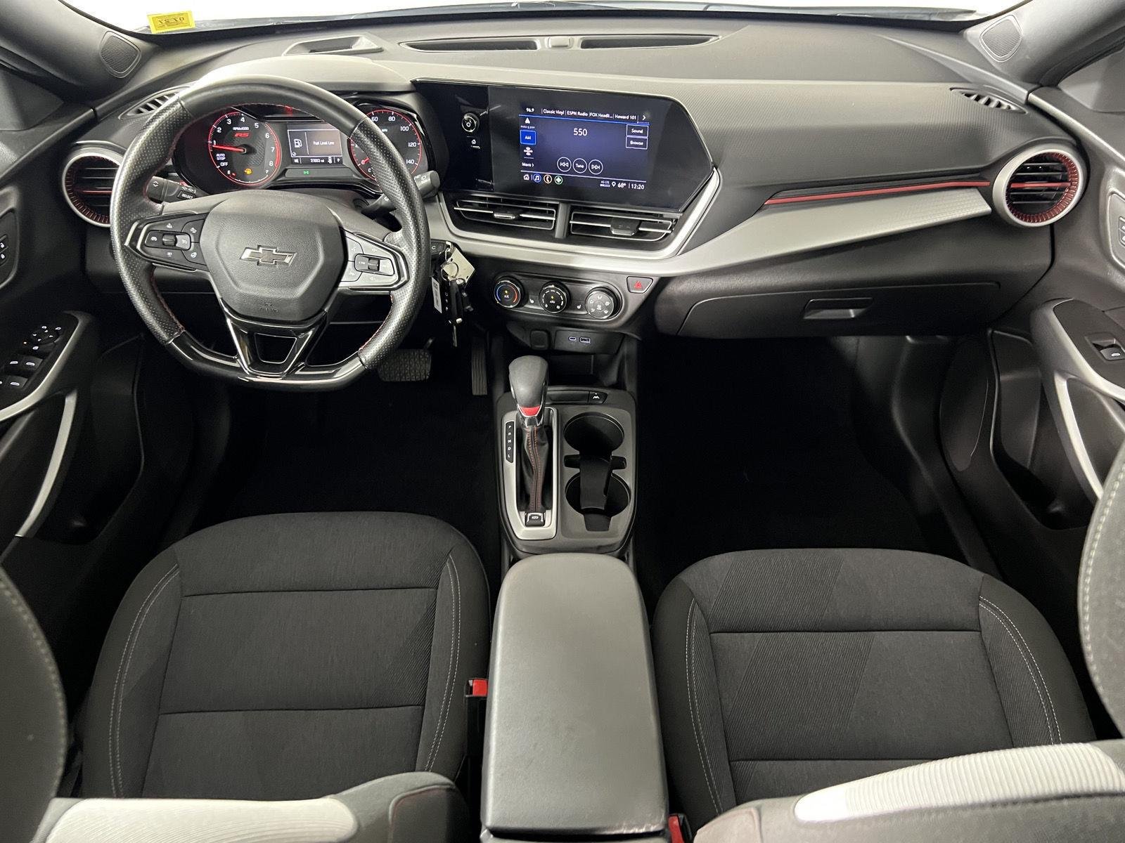 Used 2024 Summit White Chevrolet 1RS image 3