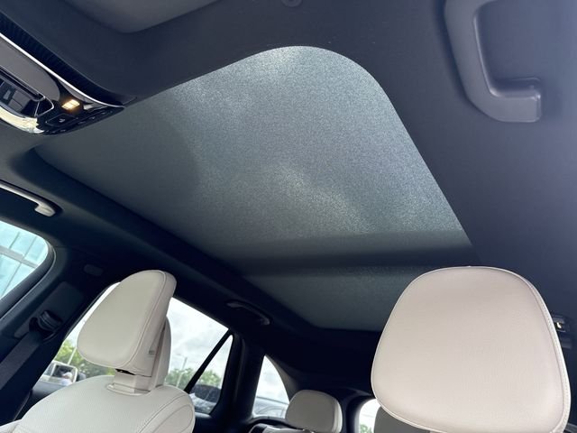 2025 Mercedes-Benz GLC Base - Photo 20