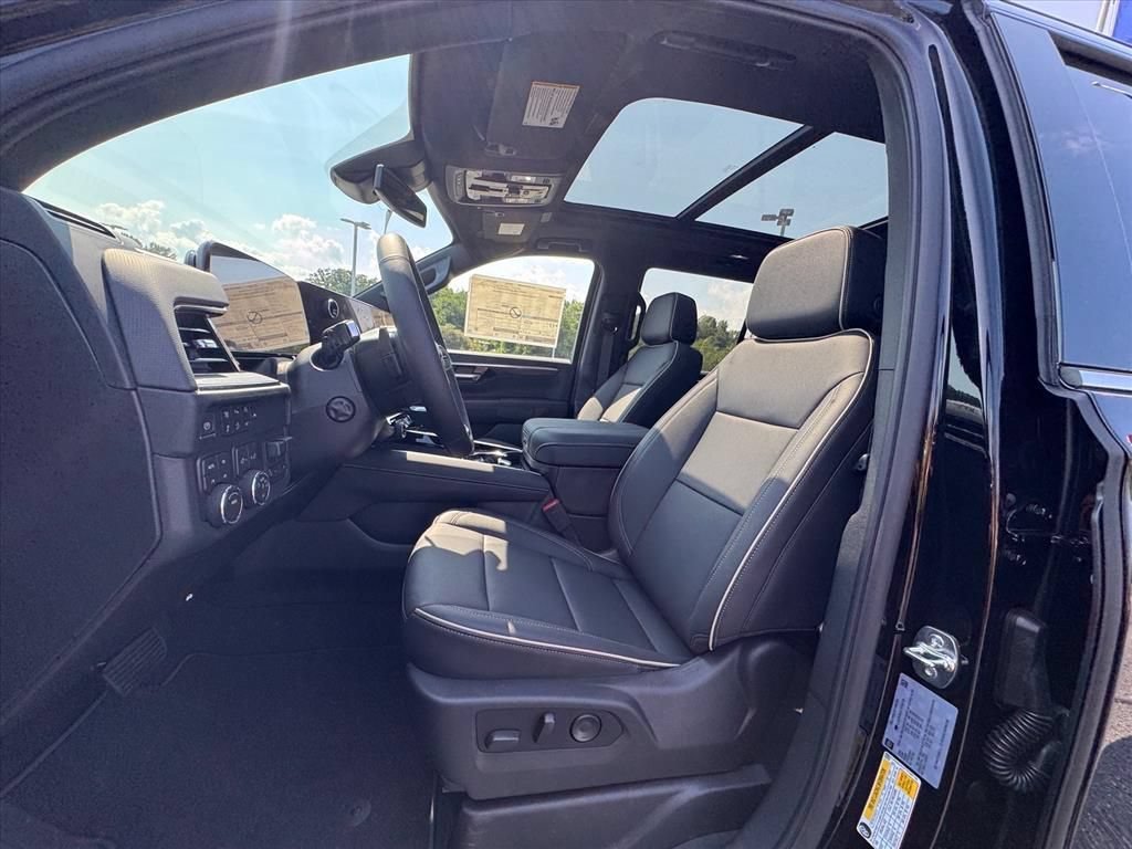 2026 Chevrolet Tahoe Premier - Photo 13