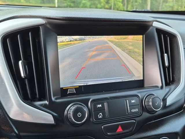 Used 2021 Gray GMC SLE image 37