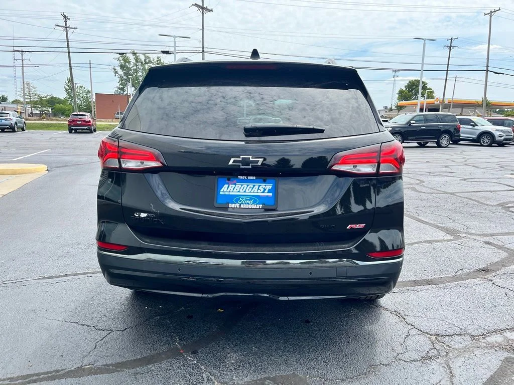 Used 2022 Black Chevrolet RS image 5