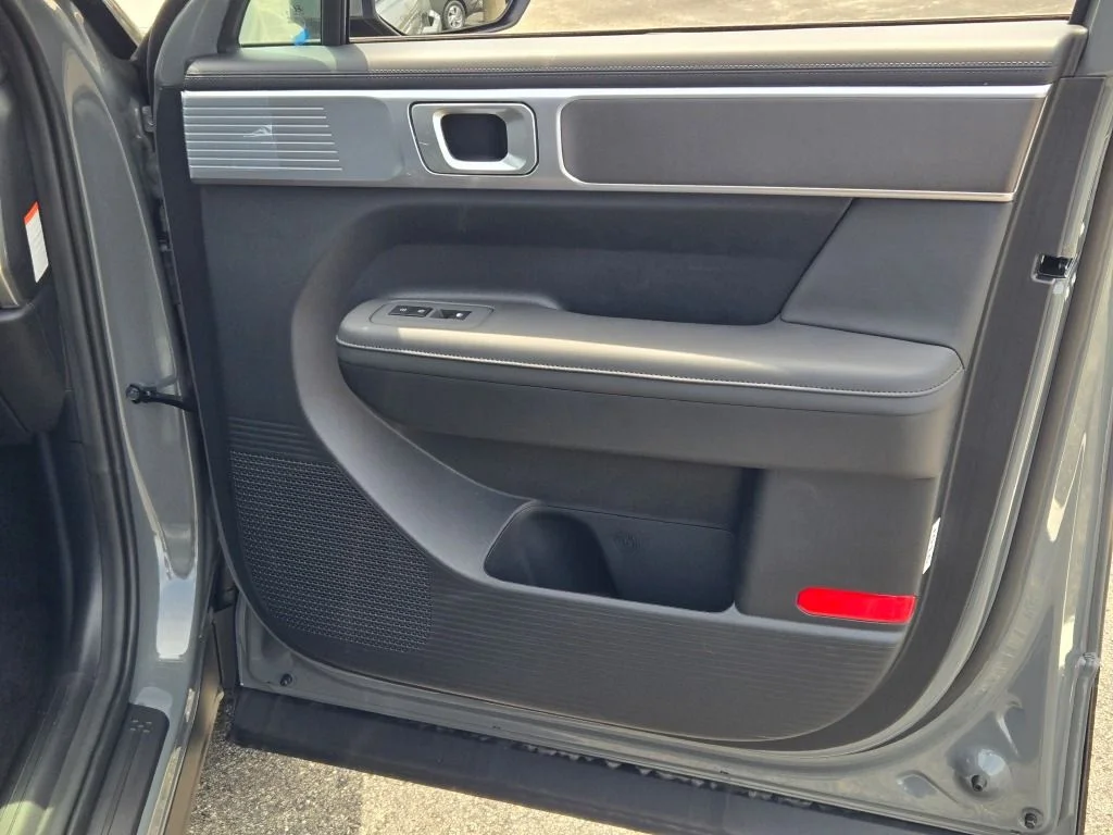 New 2026 Gray Hyundai SEL image 4