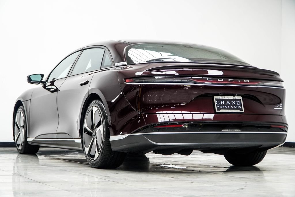 Used 2024 Red Lucid Touring image 13