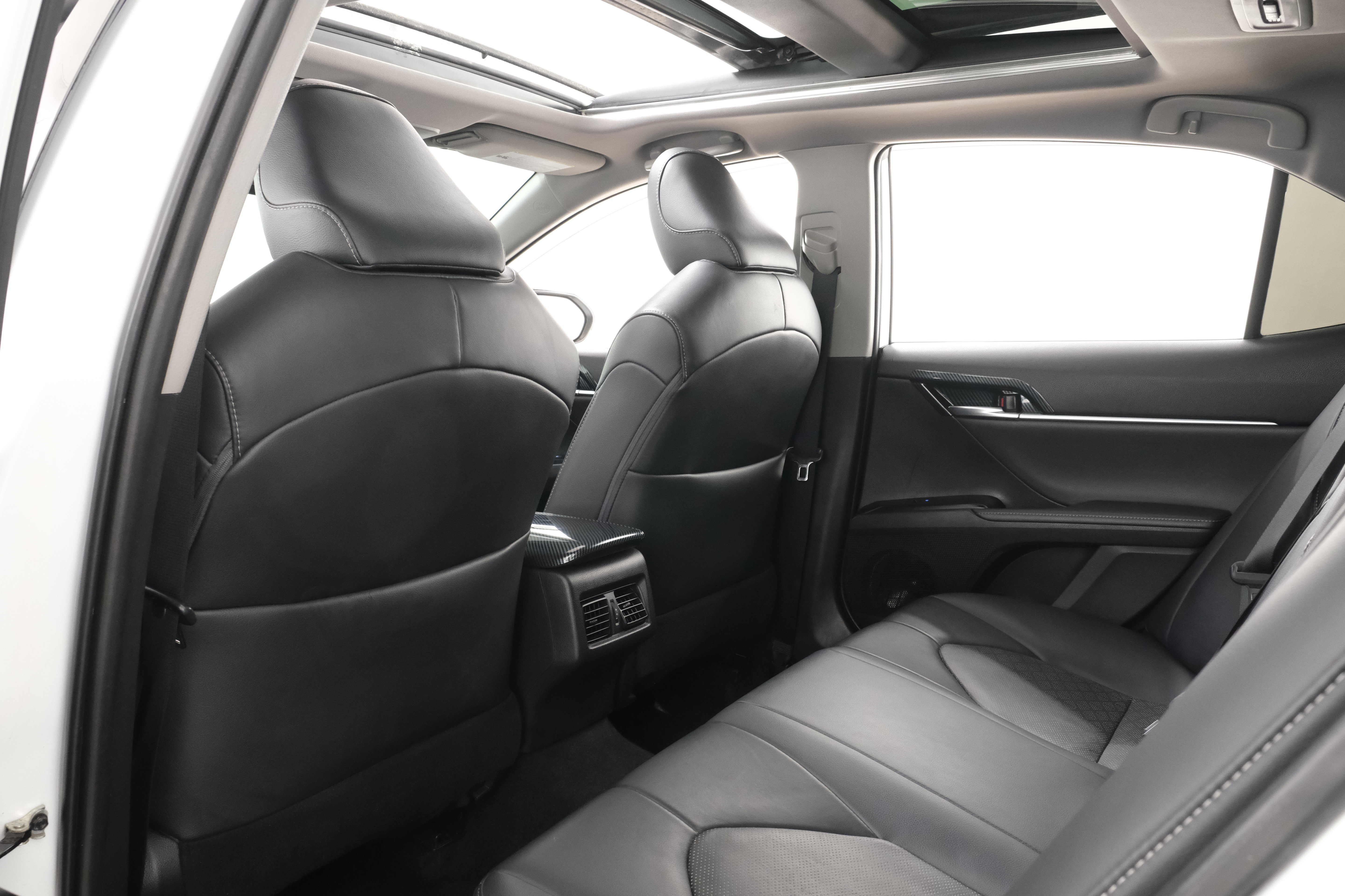 Certified Used 2019 Wind Chill Pearl Toyota XSE image 36