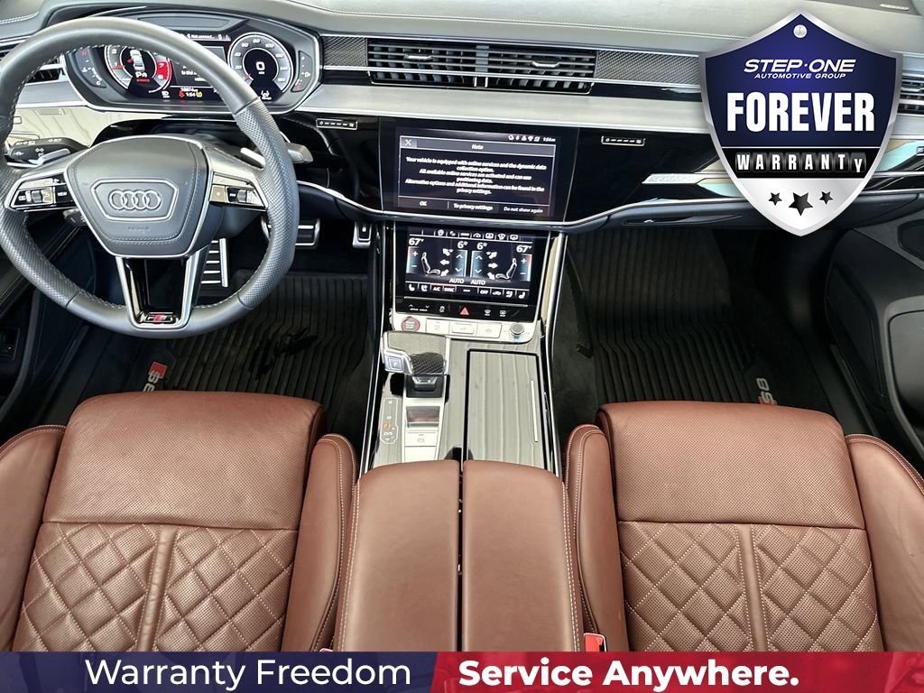 Used 2024  Audi 4.0T image 17