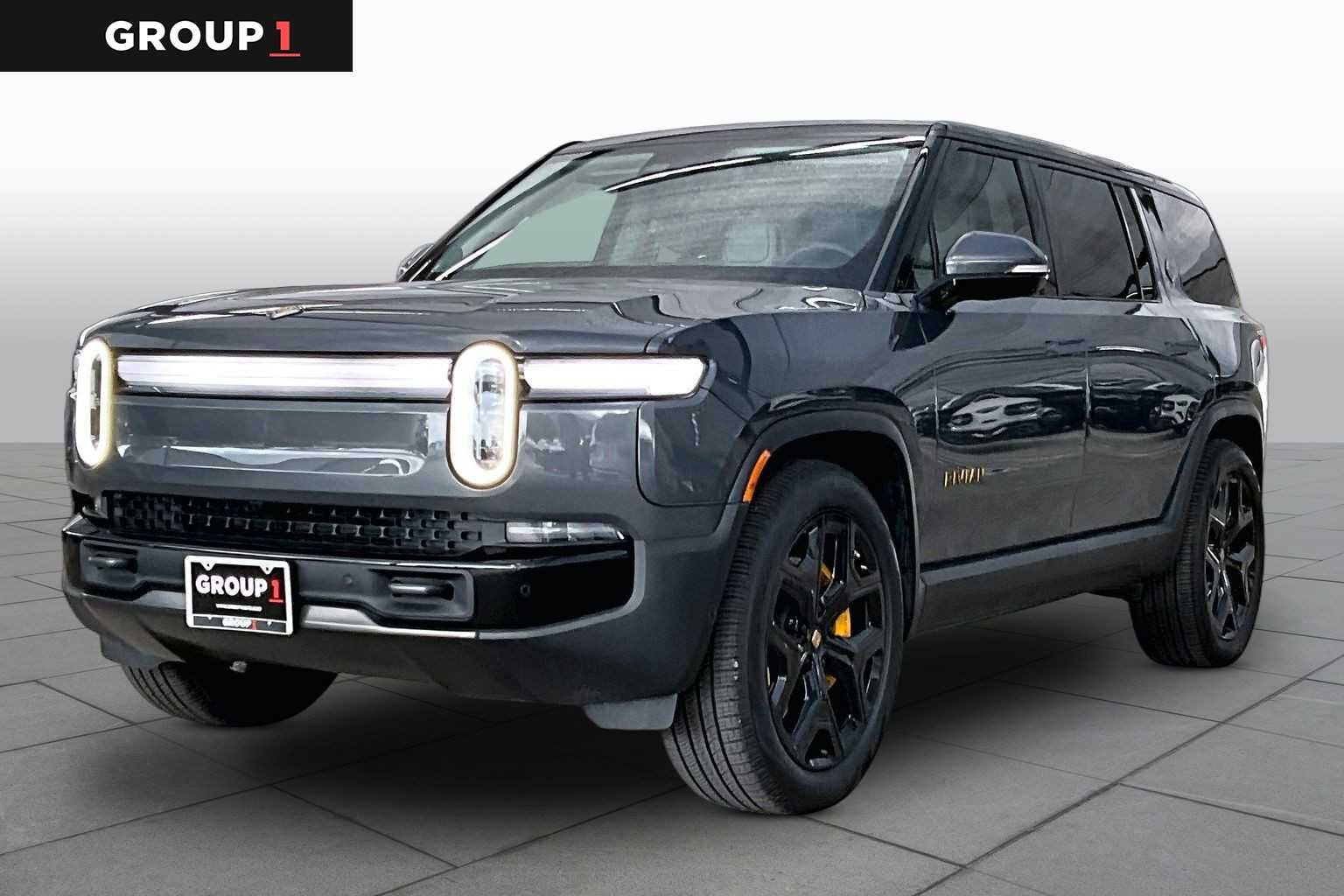 Pre-Owned 2025 Rivian R1S Ascend Pre-Owned 2025 Rivian R1S Ascend