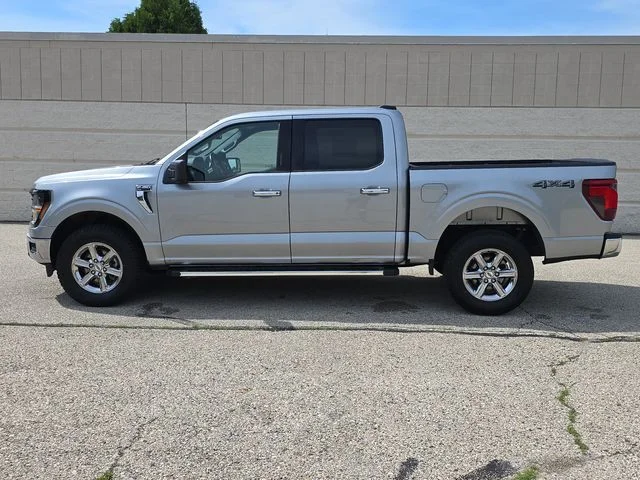 Certified Used 2024 Iconic Silver Metallic Ford XLT image 10