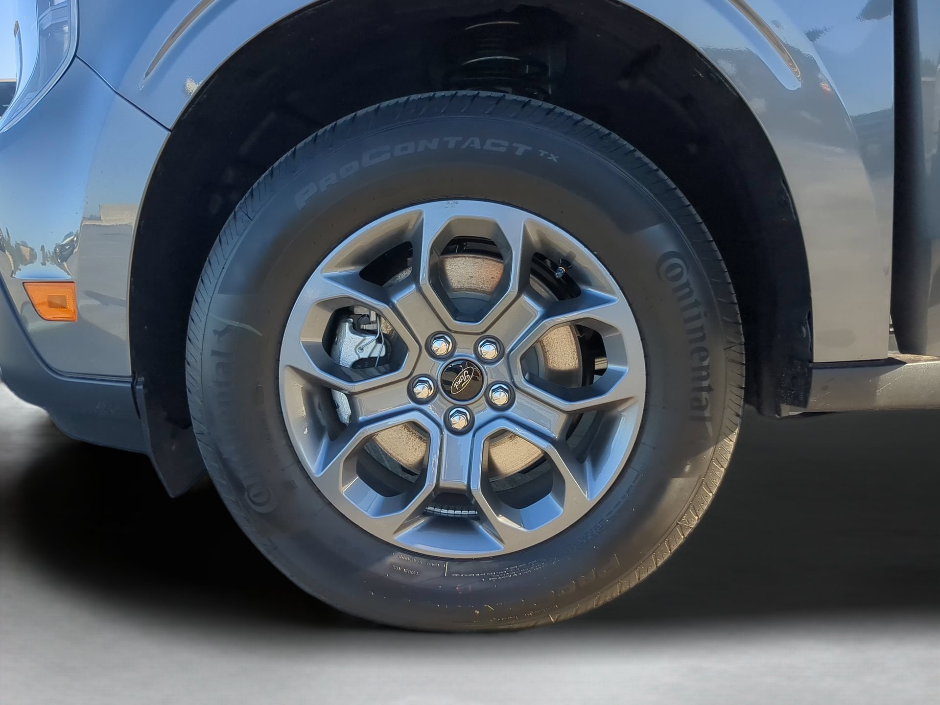New 2026 Carbonized Gray Metallic Ford XLT image 66