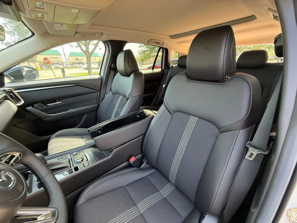 New 2026 Wind Chill Pearl Mazda Preferred AWD image 24