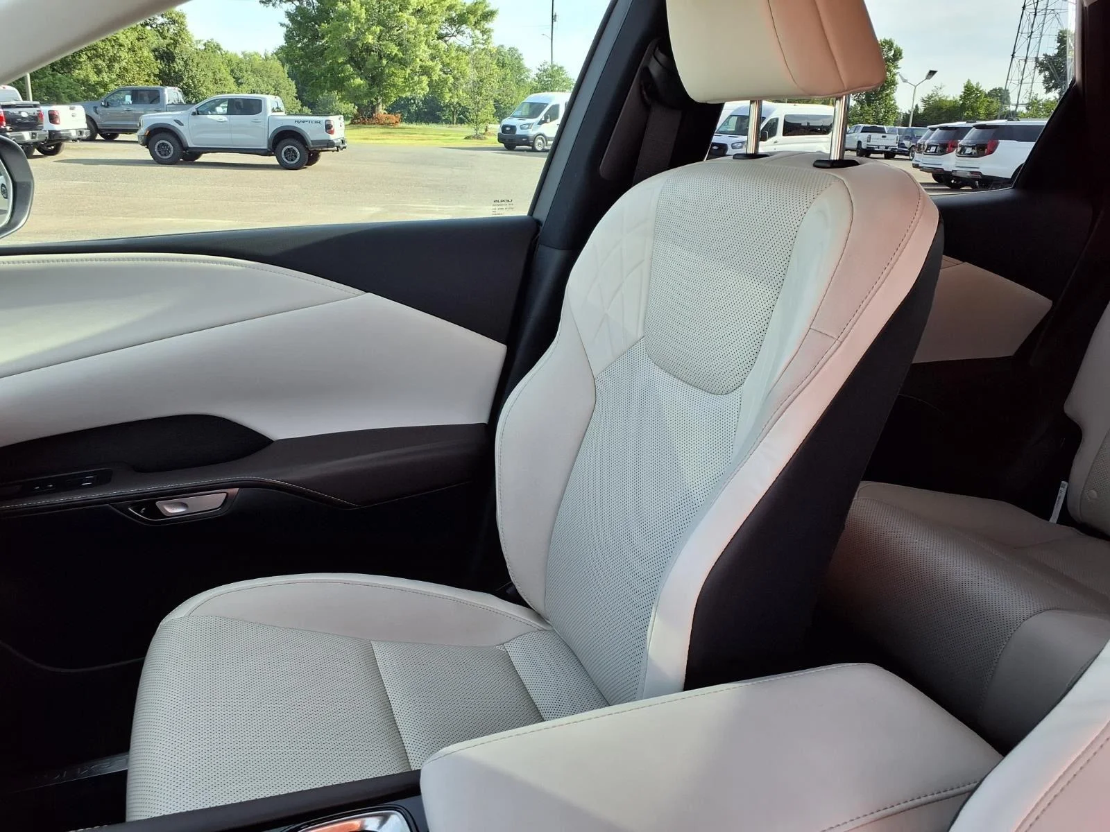Used 2023 Eminent White Pearl Lexus RX 350 Luxury image 20