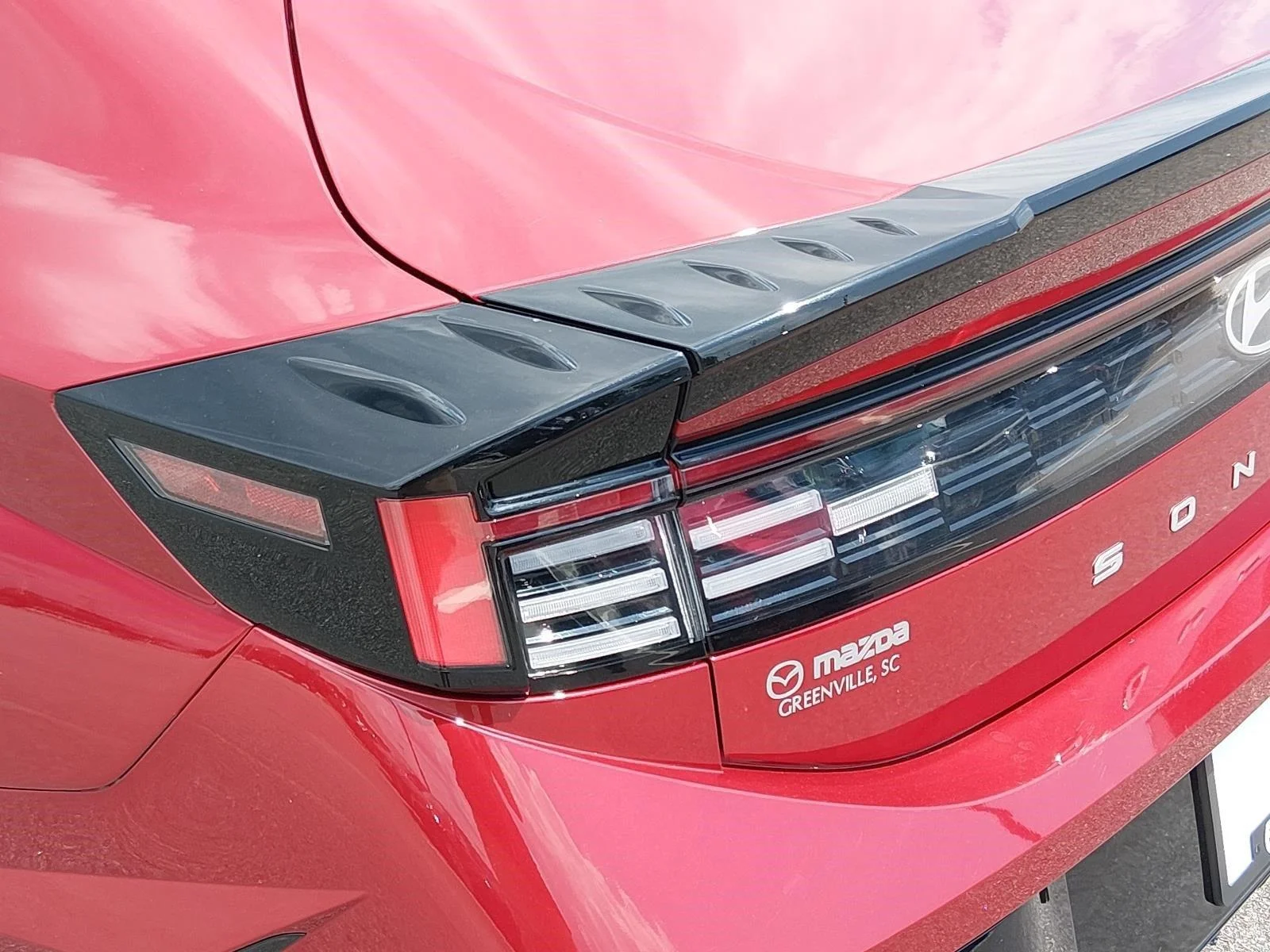 Used 2025 Ultimate red Hyundai SEL image 13