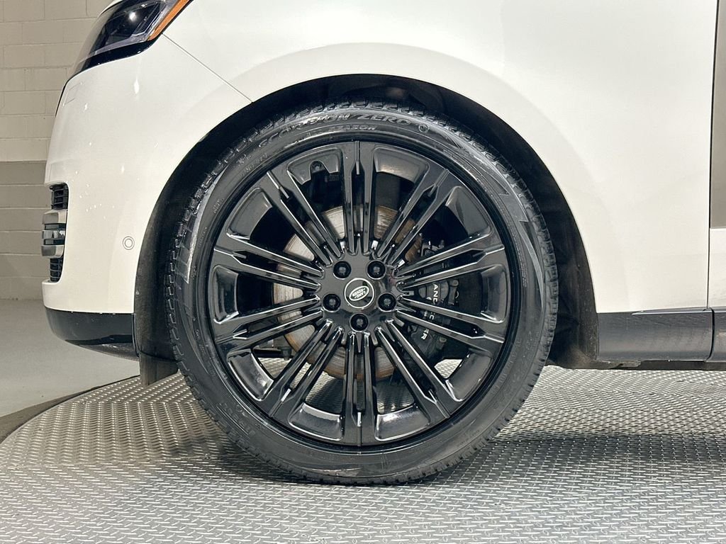 Certified Used 2023 Fuji White Land Rover SE image 17