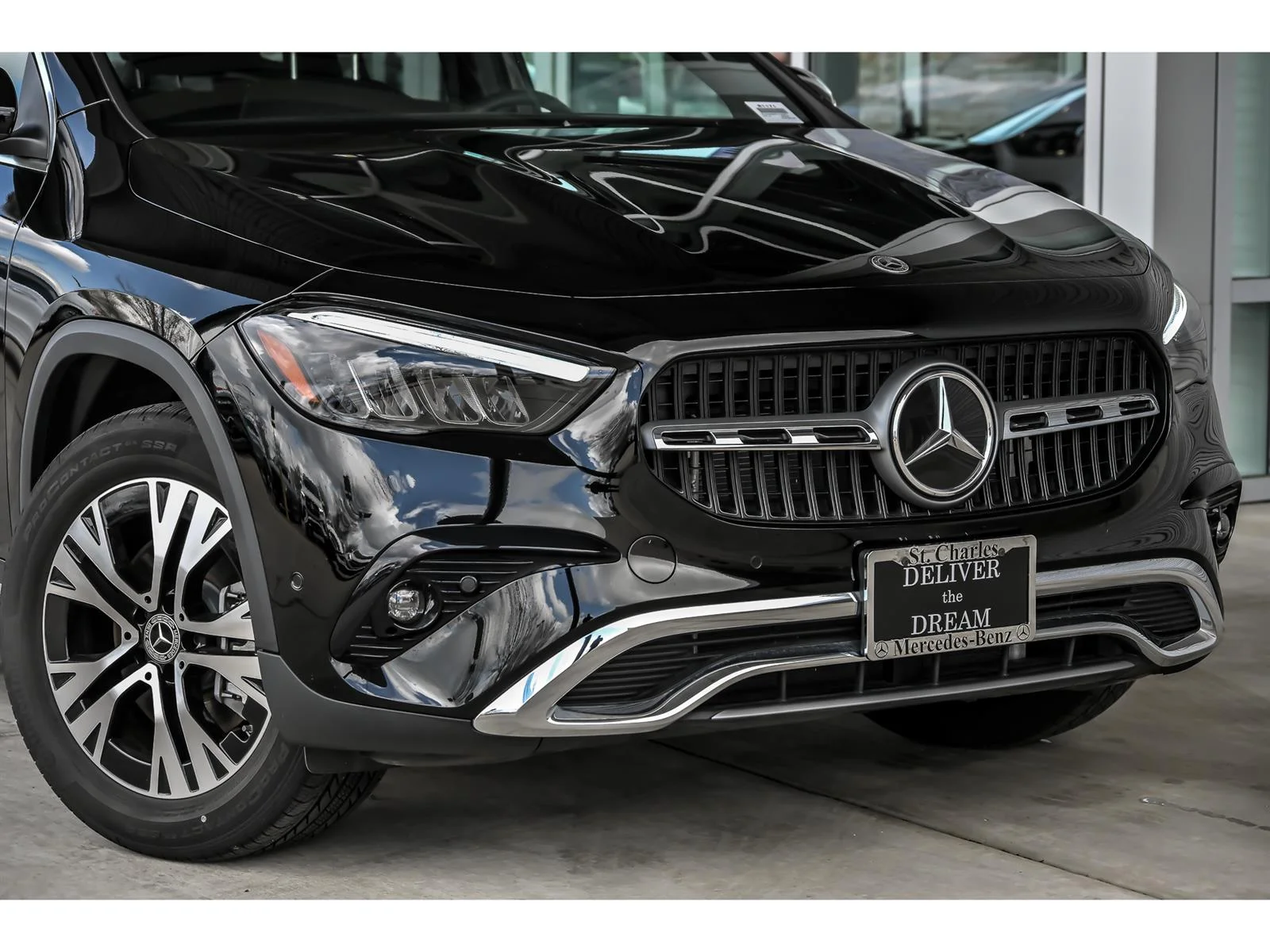 Certified Used 2026 Black Mercedes-Benz GLA 250 4MATIC® image 2