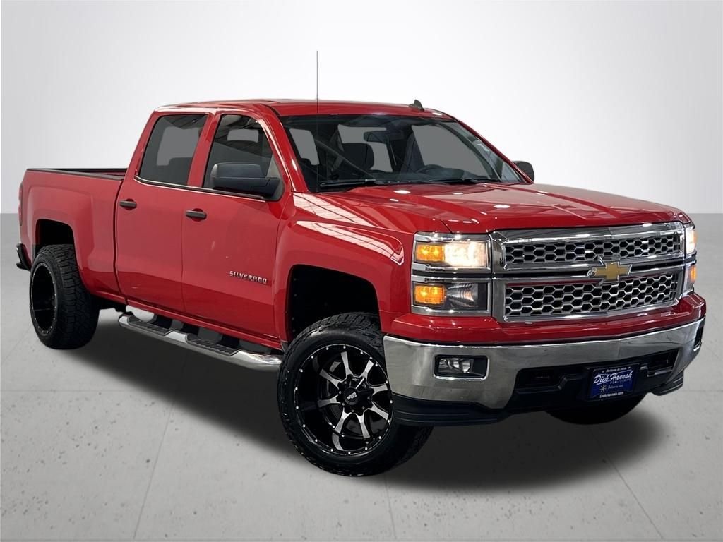 Used 2014 Red Chevrolet LT image 7