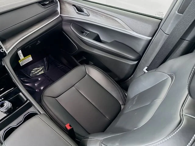 New 2026 White Jeep Limited image 23