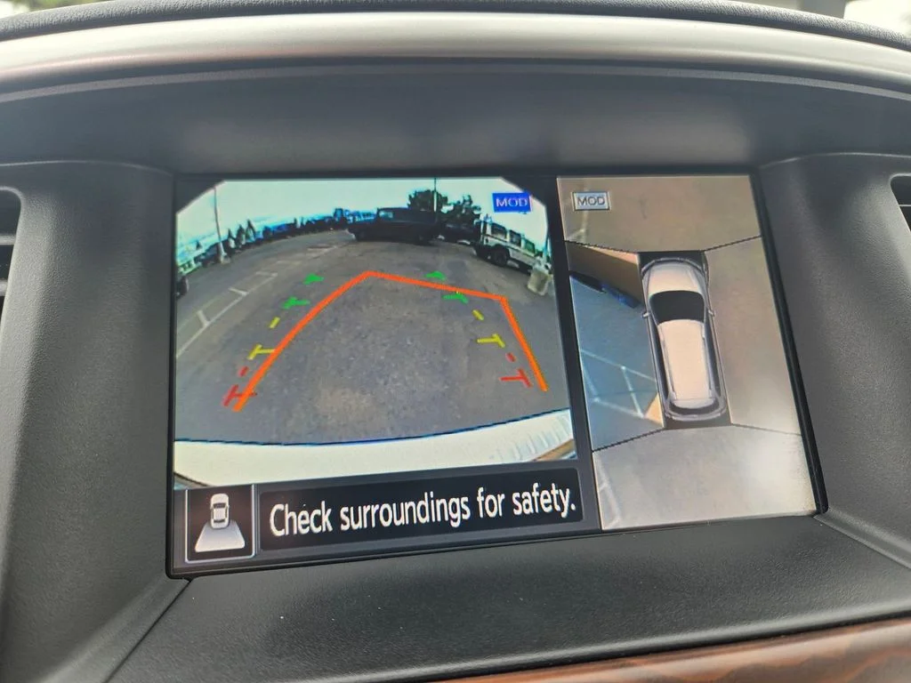 Used 2017 Sandstone Nissan Platinum image 10