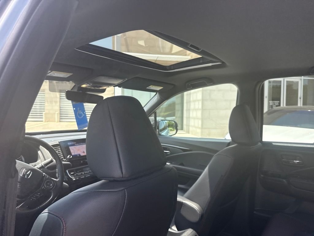 Used 2022 Gray Honda Black Edition image 15