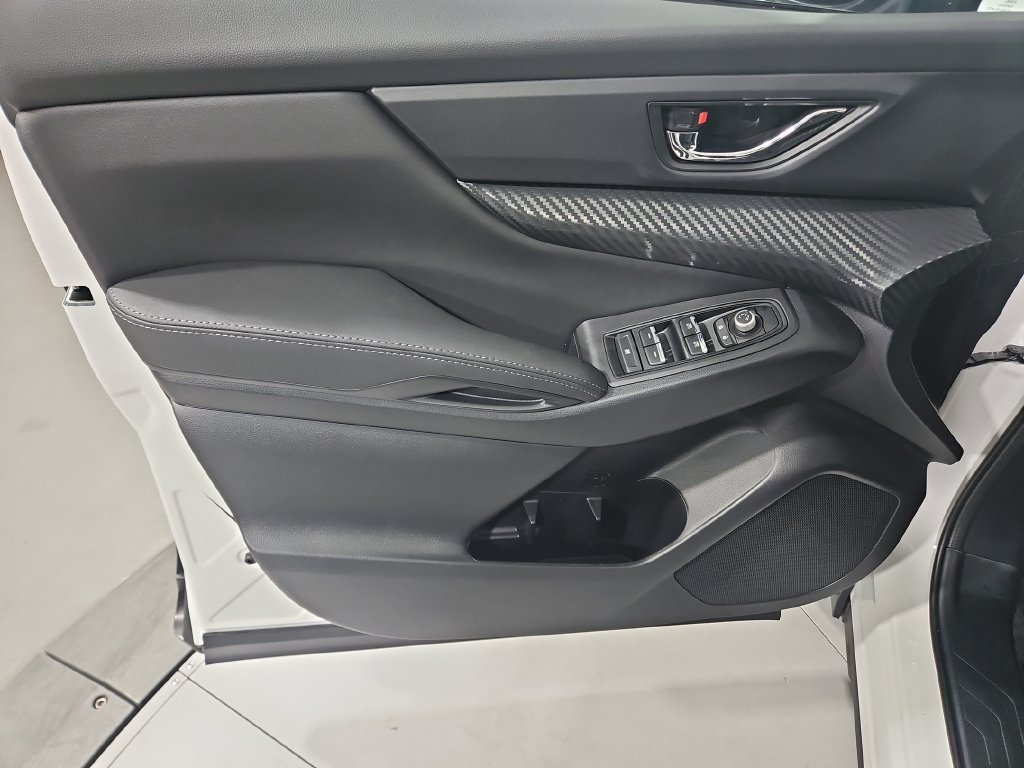 New 2027 White Subaru Premium image 10