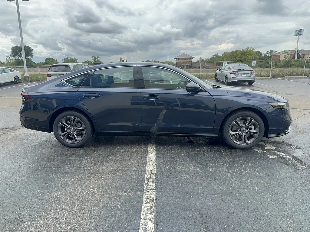 New 2026 Canyon River Blue Metallic Honda EX-L image 4