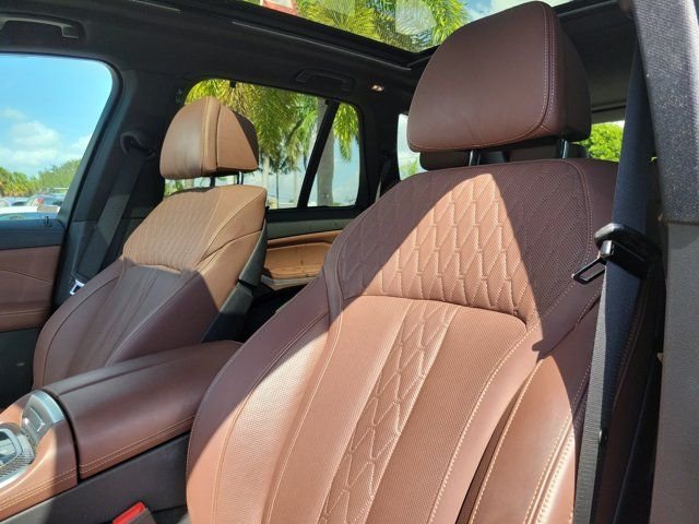 2023 BMW X5 M50i - Photo 16