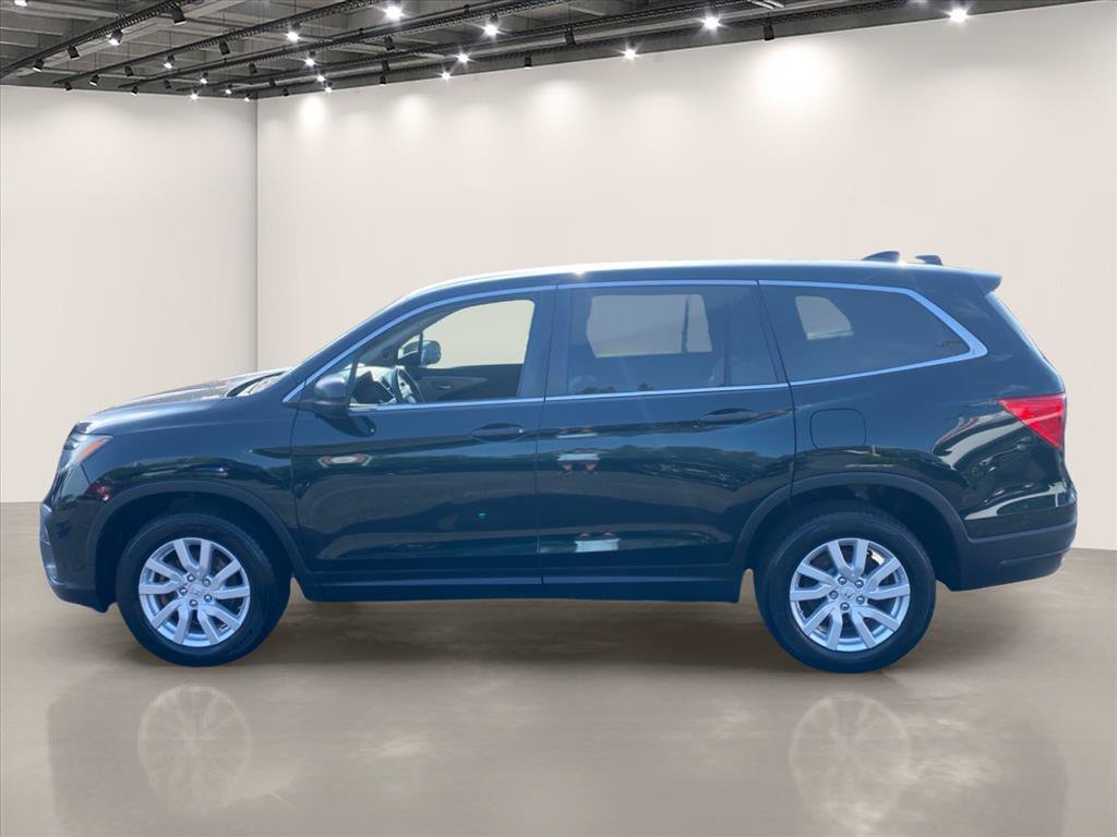 Used 2019 Black Forest Pearl Honda LX image 4