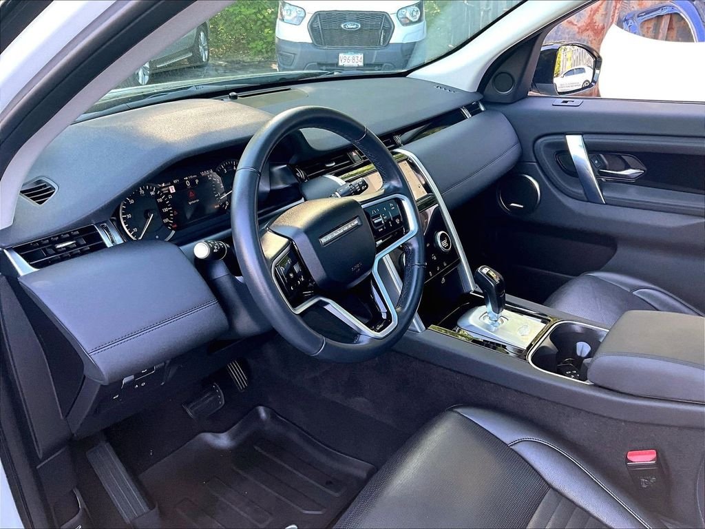 Used 2023 White Land Rover S image 8