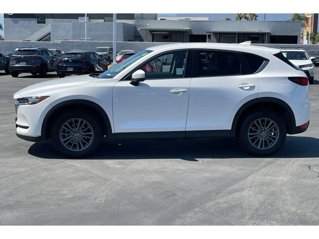 Used 2021 Snowflake White Pearl Mica Mazda Touring image 3