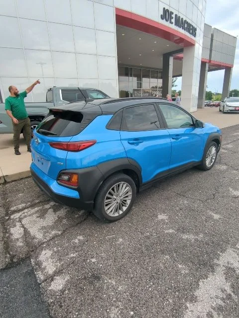 Used 2018 Blue Hyundai SEL image 7