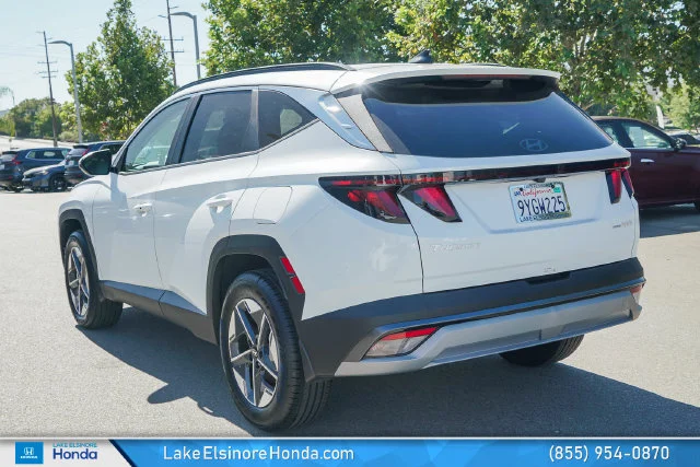 Used 2026 White Pearl Hyundai SEL image 11