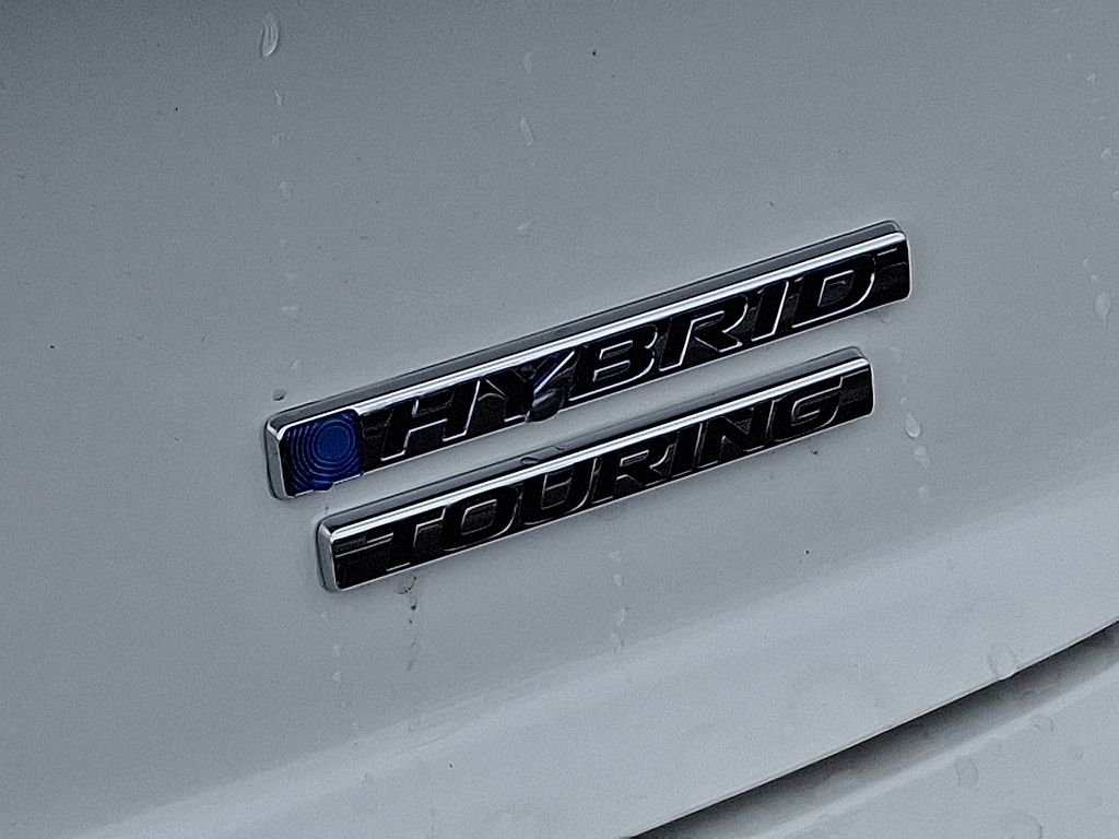 New 2026 Platinum White Pearl Honda Touring Hybrid image 6